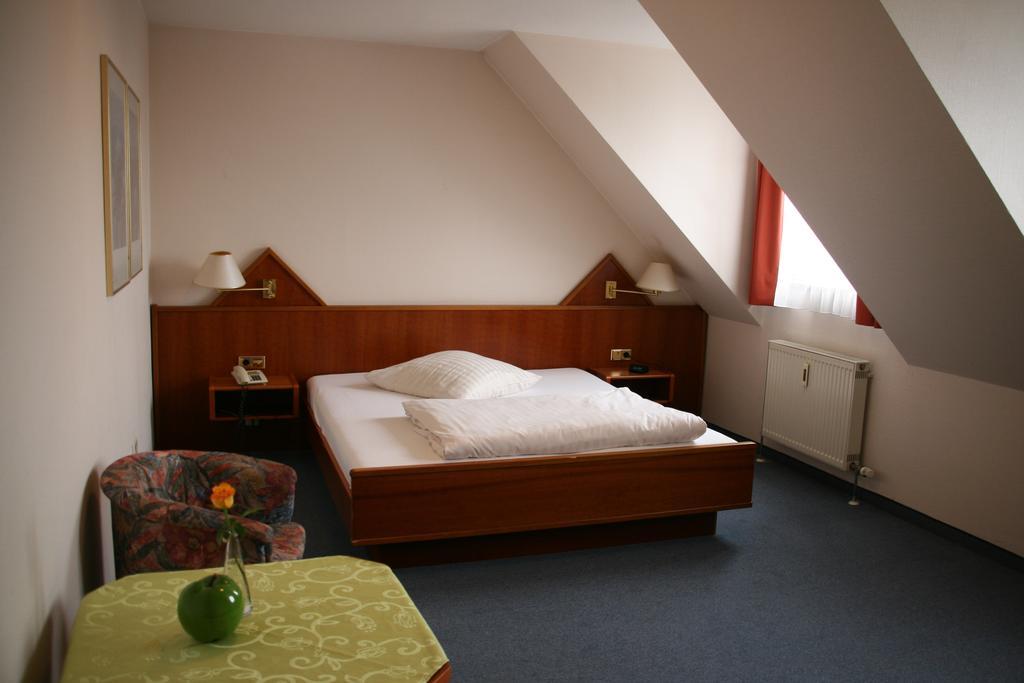 Atrium Hotel Crimmitschau Oda fotoğraf