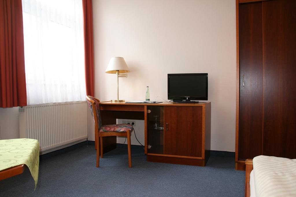 Atrium Hotel Crimmitschau Oda fotoğraf